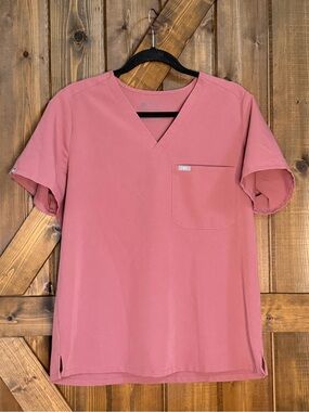 Women's FIGS Catarina Scrub Top Size LG. Excellent Condition PO#3555